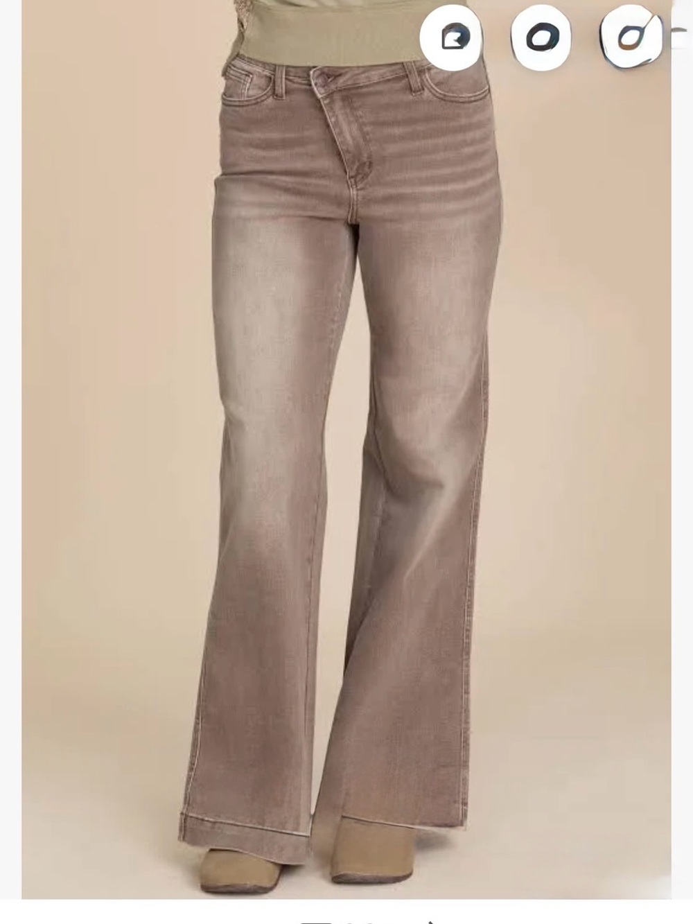 • Judy Blue High Waist Retro
Wide Leg Criss-Cross
Jeans - Clay